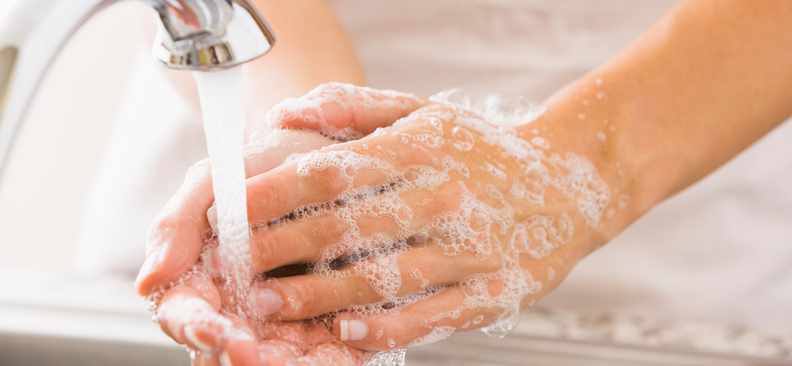 Covid 19 Handwashing Leaving You Chapped Nurse Your Hands Back To Health With These Dermatologist Tips