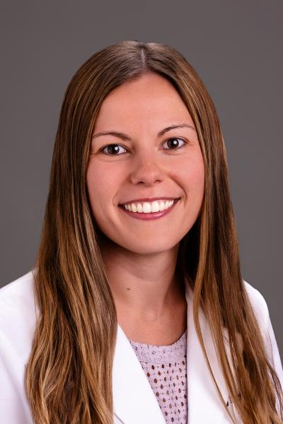 Nicole Formhals, MD headshot