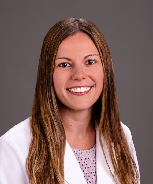 Nicole Formhals, MD headshot