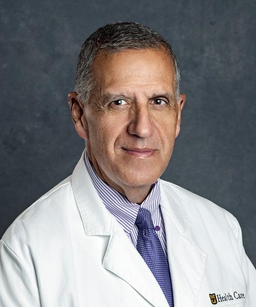 Camilo Gomez, MD headshot